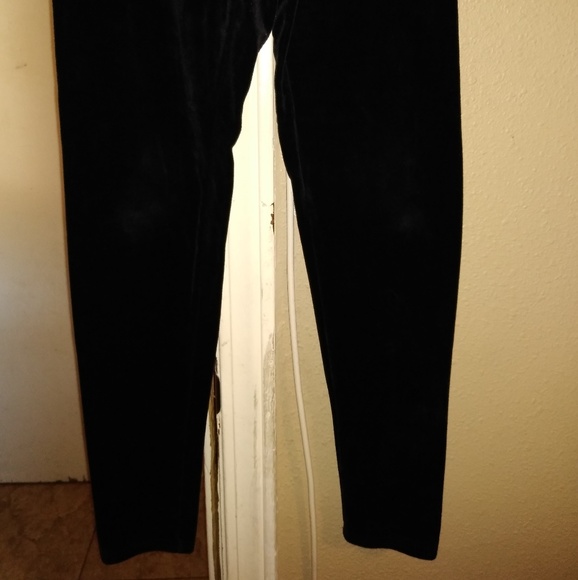 Like New leggings - Picture 4 of 6
